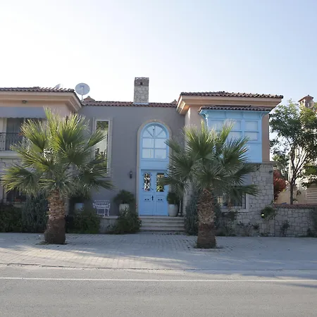 Mandalina ألاتشاتي