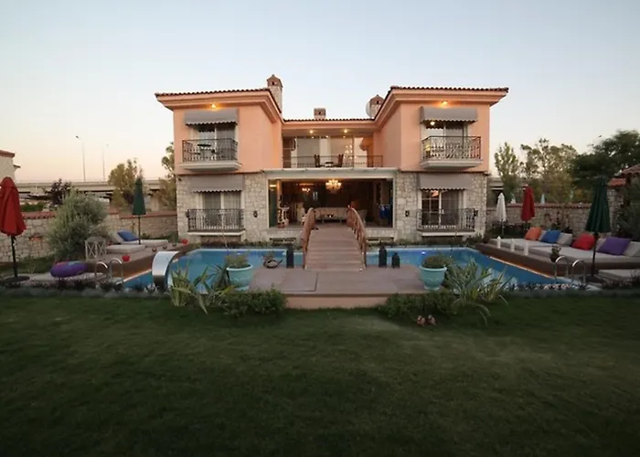 Mandalina Αλακάτι