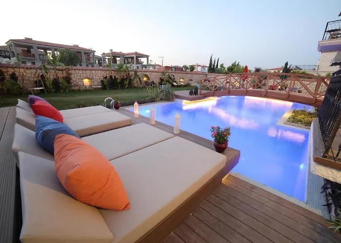 Ξενοδοχείο Mandalina 2*