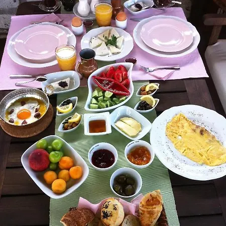 מלון Mandalina 2*