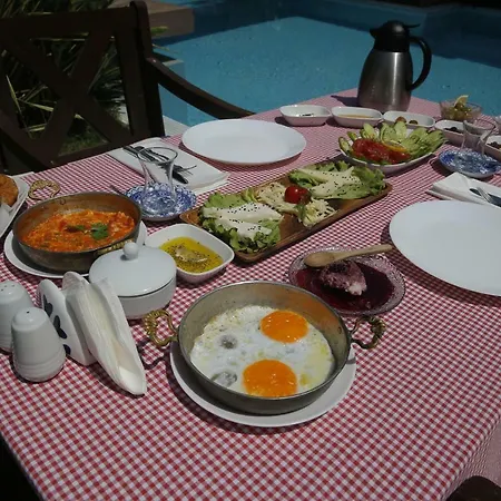 Mandalina Otel Alaçatı